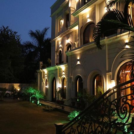 Hotel Pushap Palace Patiāla Esterno foto